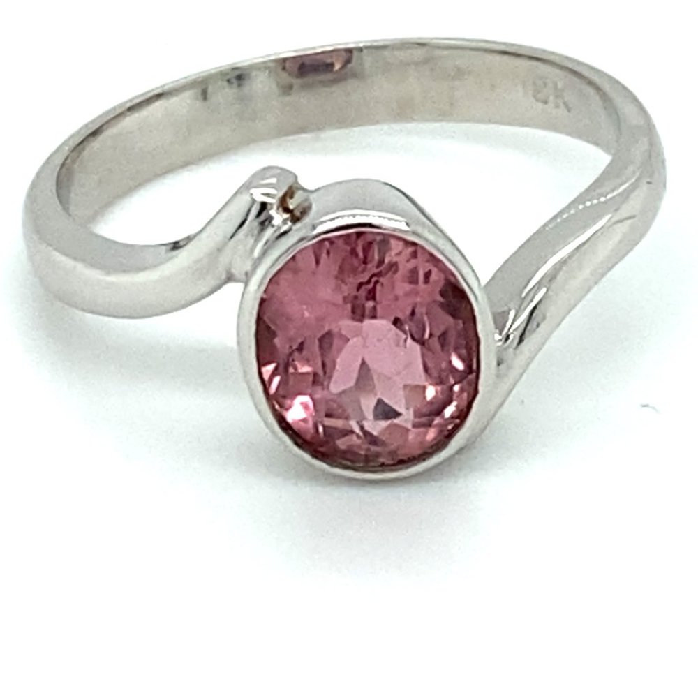 Pink Tourmaline 1.35ct Solid 18K White Gold Ring